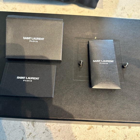 Used wore one time only in my house for an event. - Picture 14 of 14